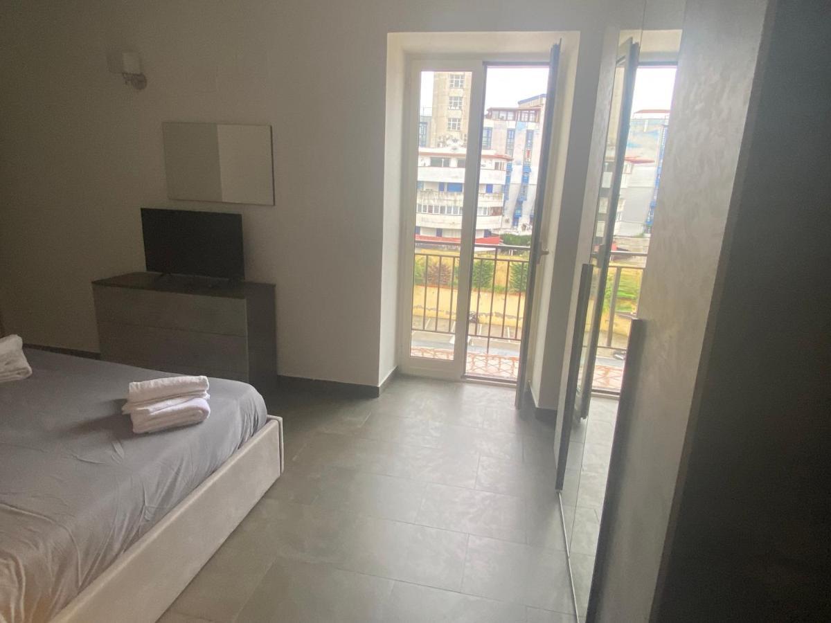 Apartment Tre Regine Napoli Esterno foto